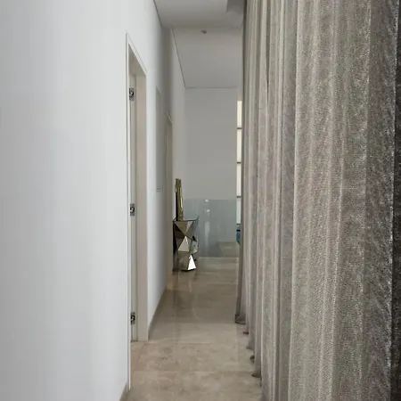 빌라 Luxury With Pool Near Beaches And Harbor 파포스